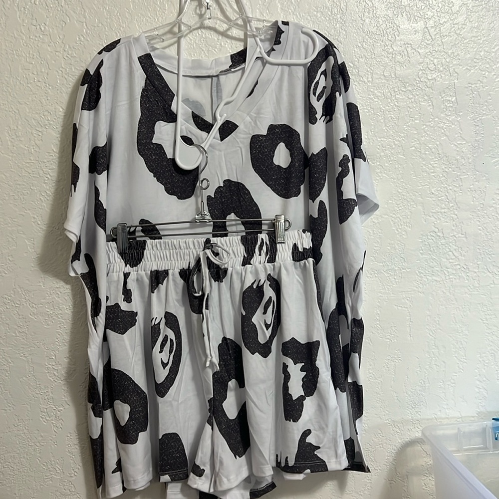 NEW!!  Pajama Shorts Set. Size XL